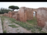 04673 ostia - regio i - insula xvi - caseggiato (i,xvi,2) - via delle terme del mitra - bli ri nordosten - 09-2023.jpg